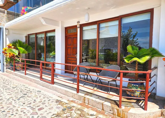Vallarta Shores Beach Hotel